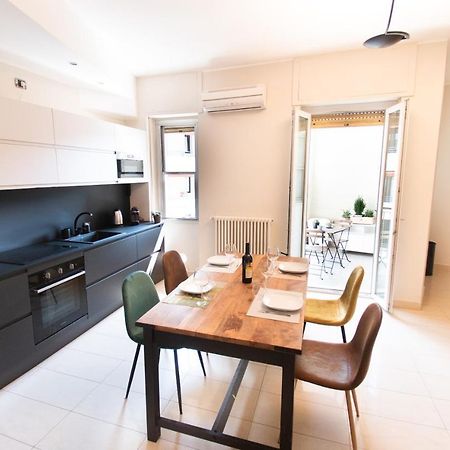 Sium'S Apartment Como Zewnętrze zdjęcie